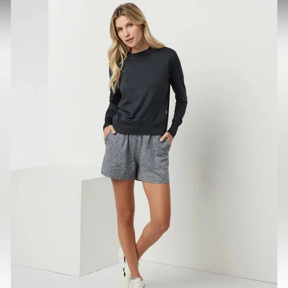 Daydream Crew Performance Top - Picture 3 of 7